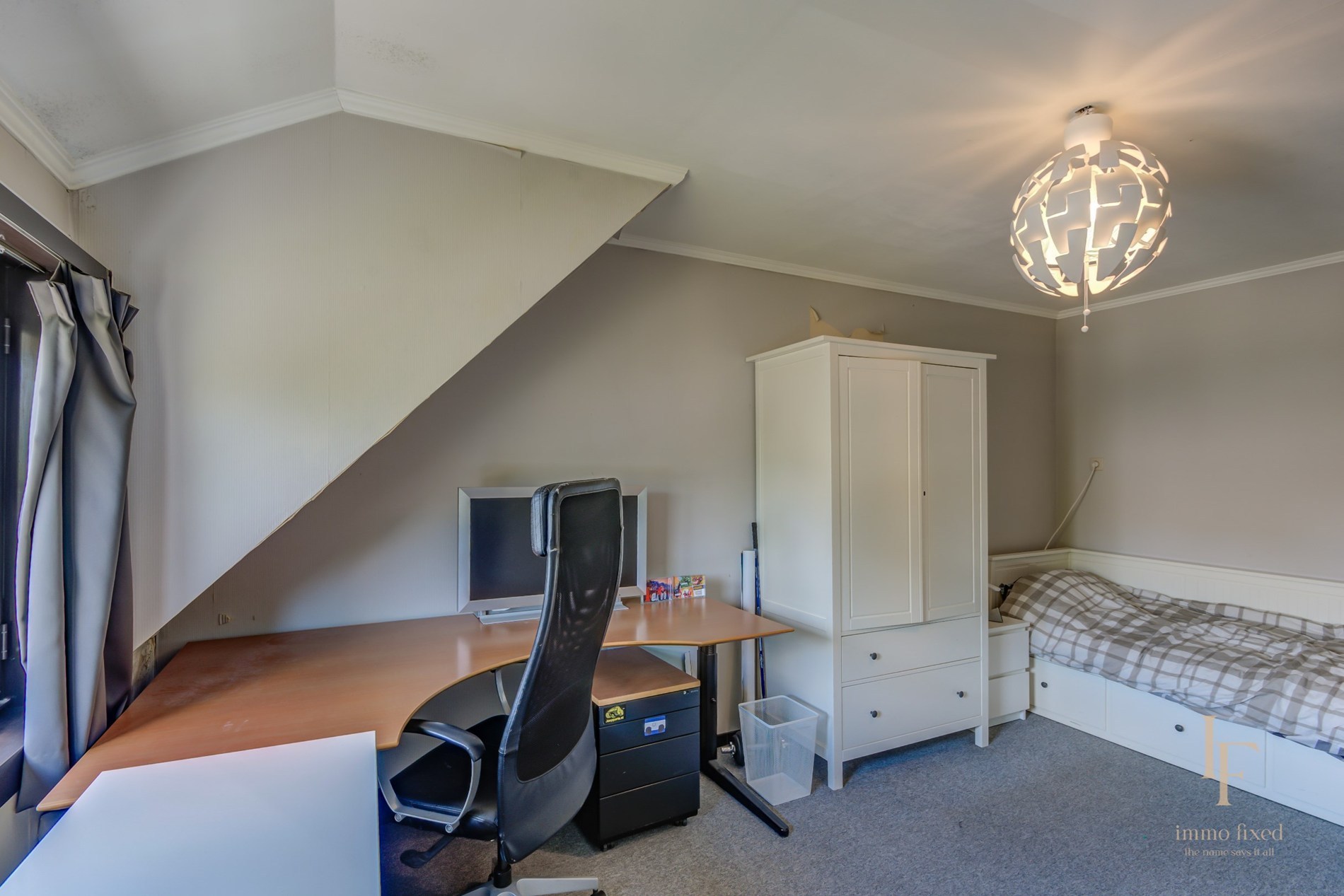 Ruime villa met 4 slaapkamers – renovatieproject met potentieel! 