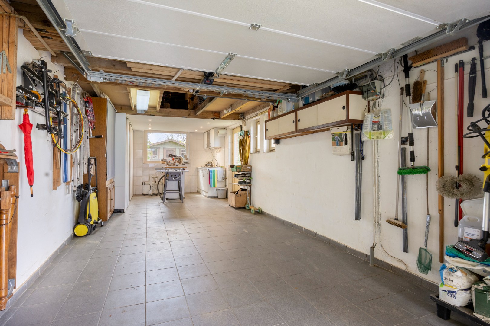 Open bebouwing met prachtige tuin en 4 ruime slaapkamers, garage, tuin en terras in Bierbeek – EPC 272kWh/m² 
