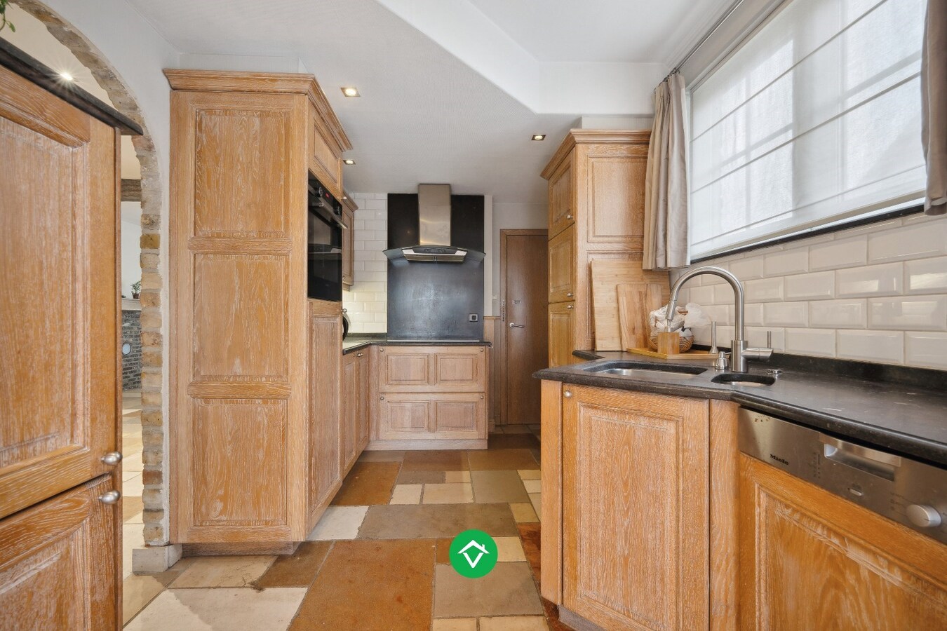 Instapklare woning met 3 slaapkamers en welness te Eernegem 