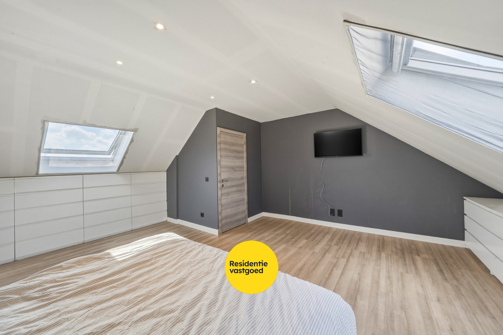 Verrassend ruime gezinswoning met zonnige tuin in Oudenburg 