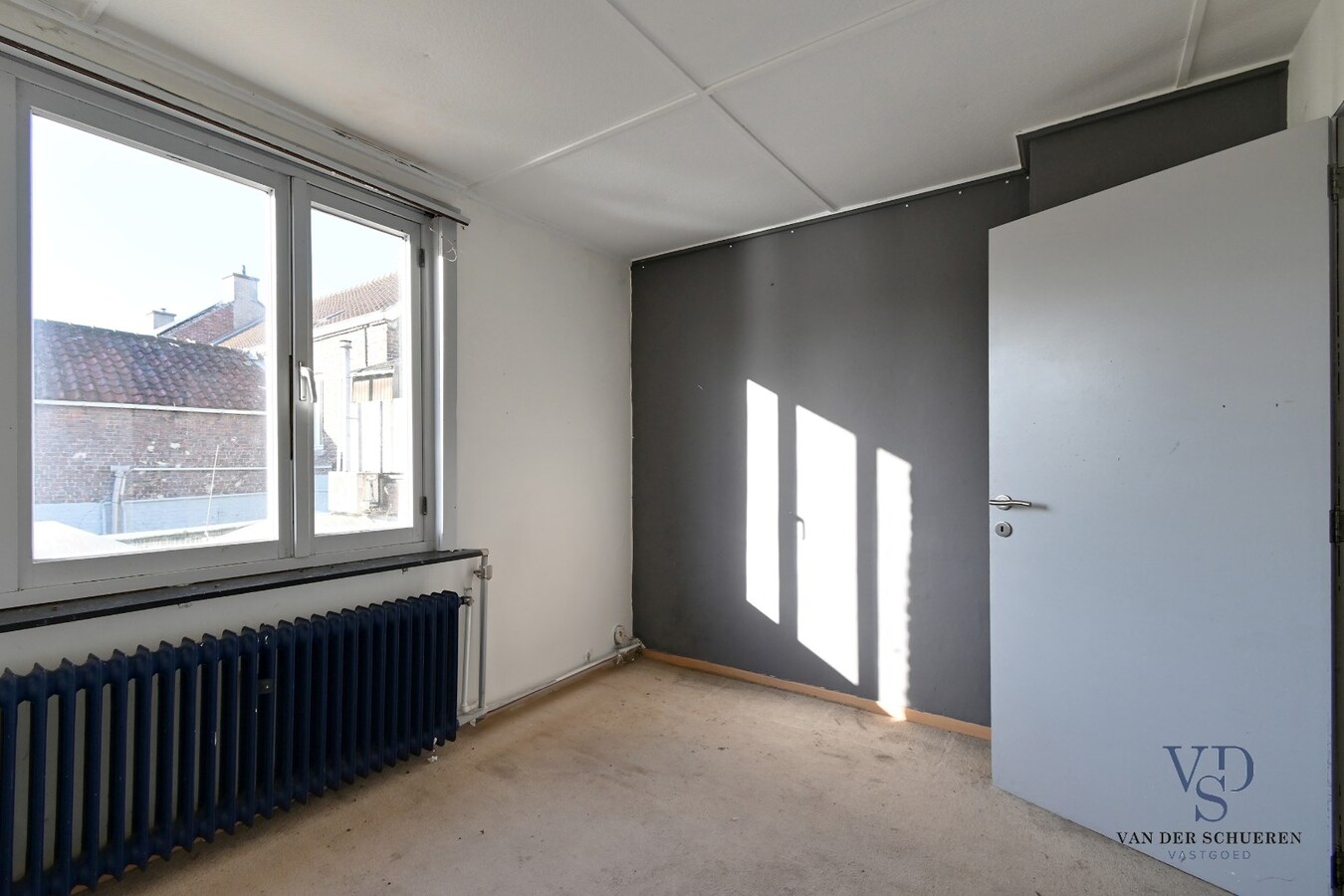 Ruime woning met tuin in centrum Eine ! 