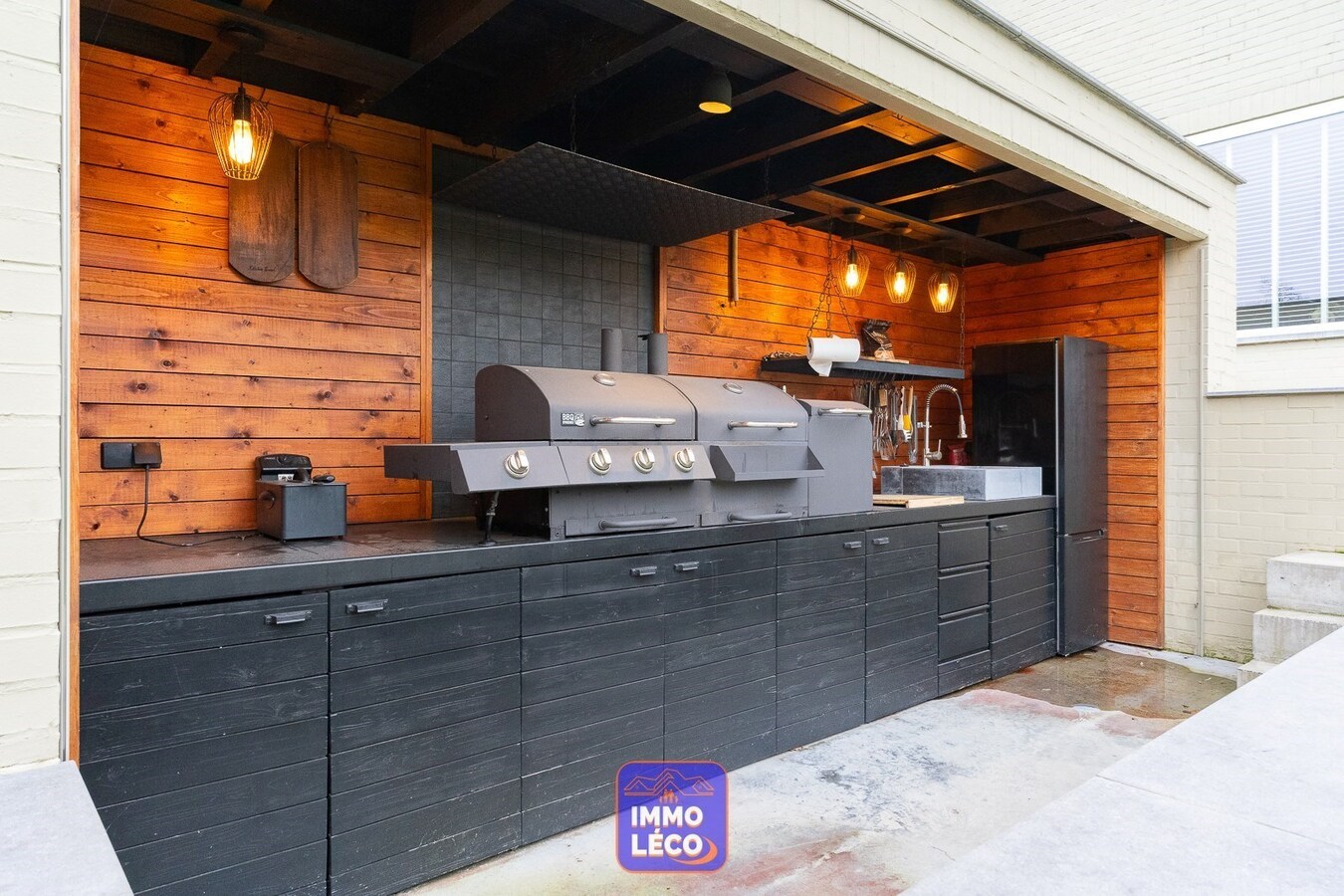 Villa prestigieuse entièrement rénovée en 2022, prestation haut de gamme ! 