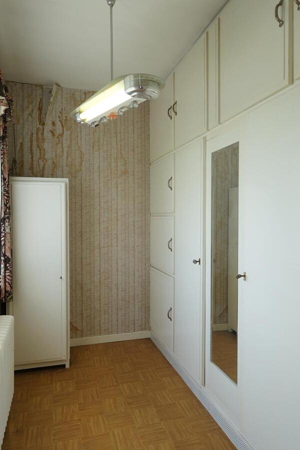 Ruime te renoveren woning 