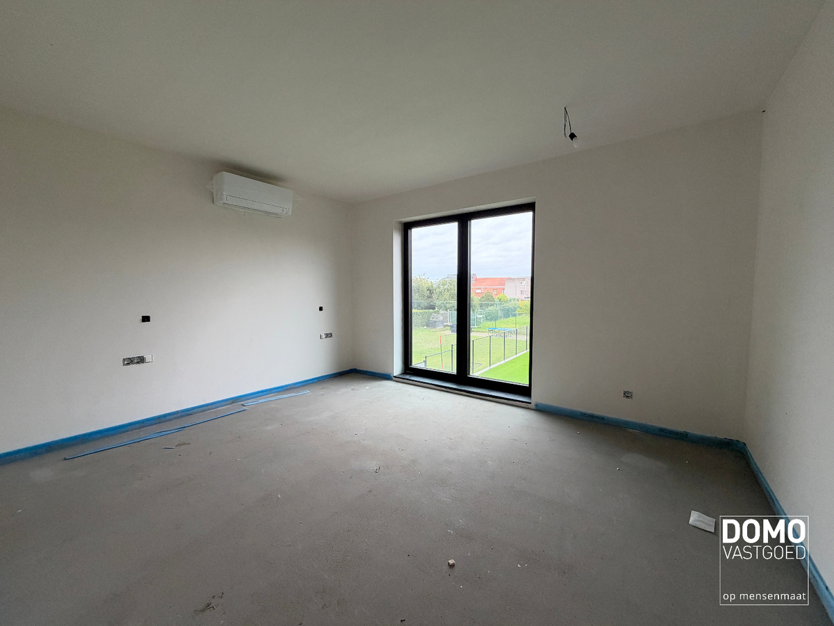 EXCLUSIEVE ENERGIEARME NIEUWBOUWWONINGEN MET 4 SLAAPKAMERS, TUIN &amp; CARPORT IN HARTJE KERMT (HASSELT) 