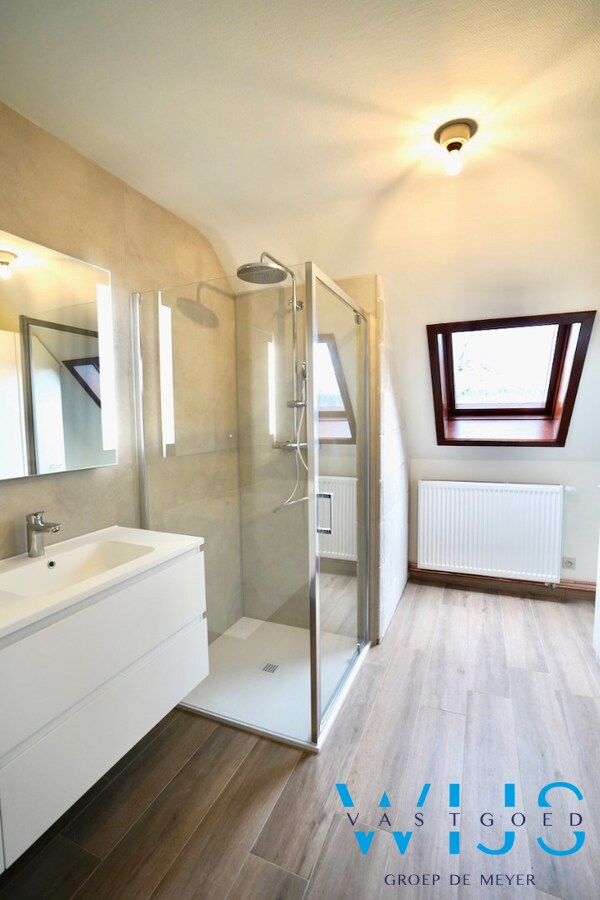 Landelijk gelegen woonhuis op 902m² te ERTVELDE ! 