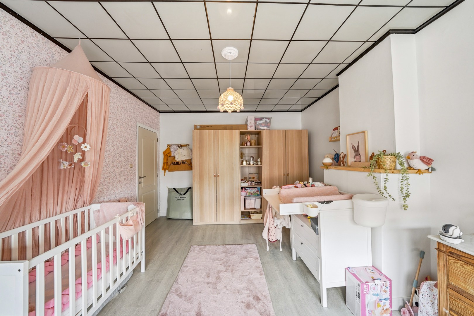 Instapklare woning met 4 slaapkamers te Oostende 