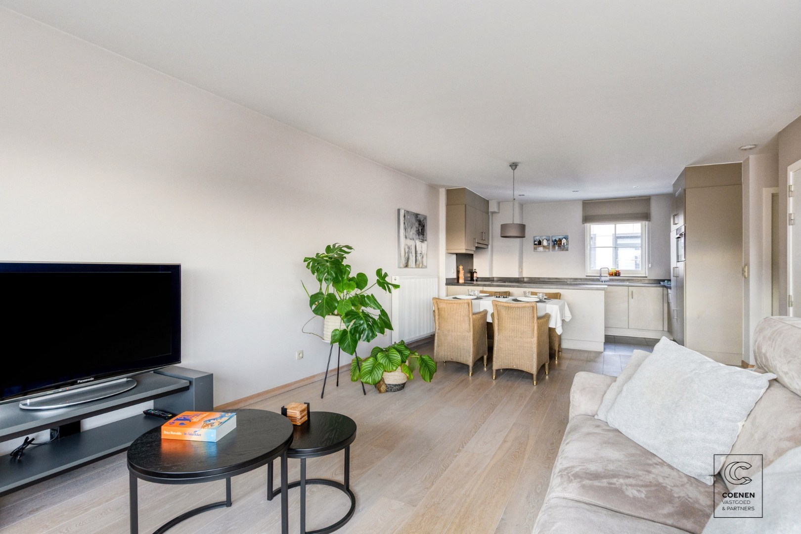 Prachtig duplux appartement met een bew. opp. van 120 m², twee slpk en 2 x terras op een absolute toplocatie te  centrum Lier! 