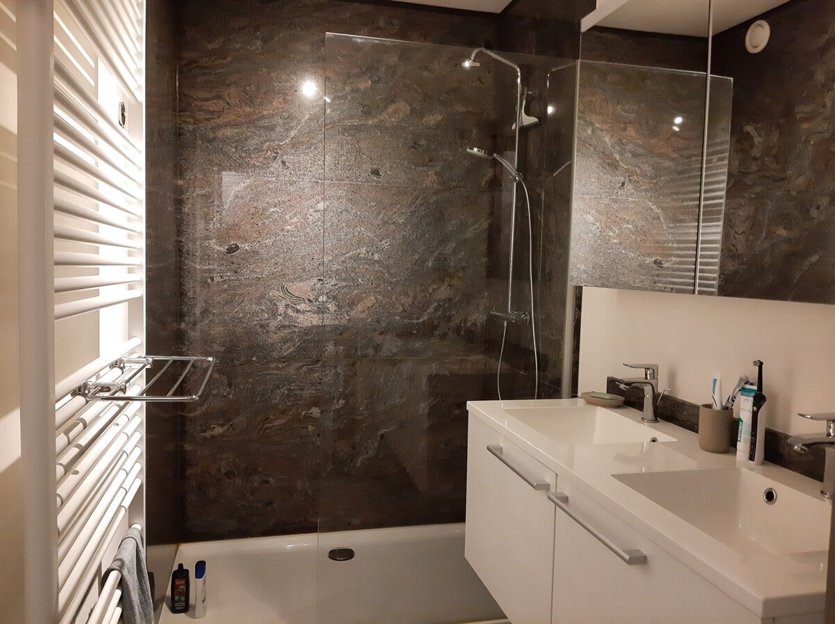 Charmant appartement d'une chambre avec grenier supplémentaire 