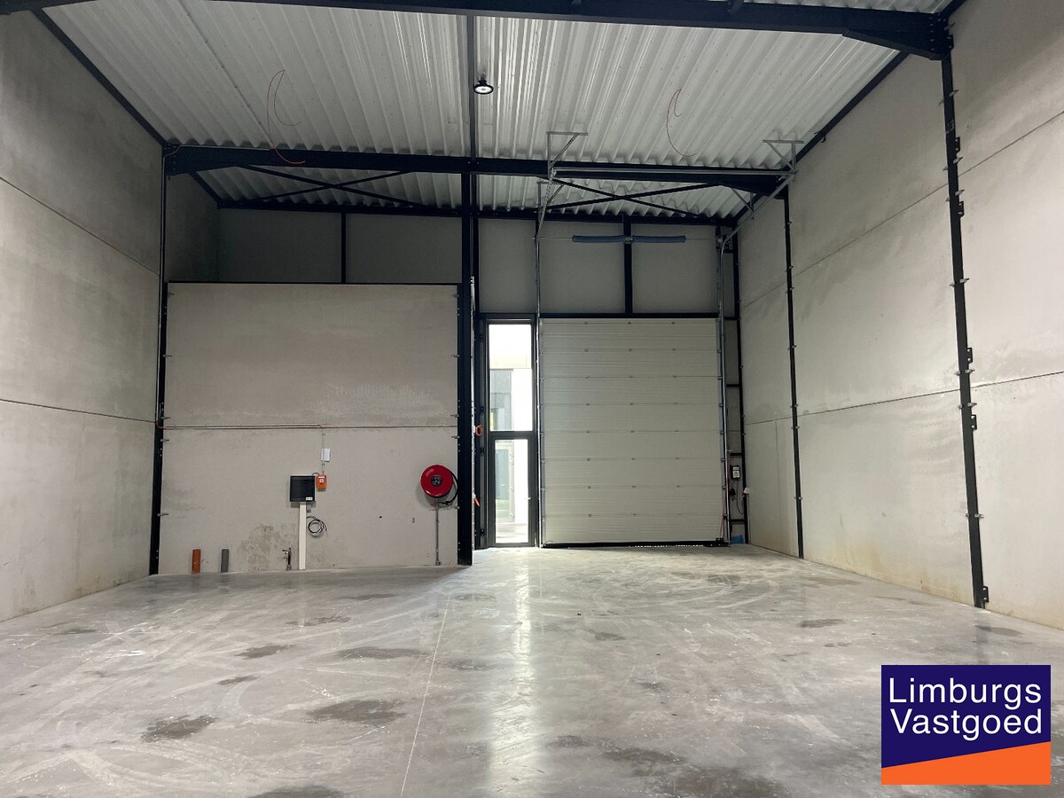 UNIT 7B - Moderne bedrijfshal van 260m² TE HUUR 