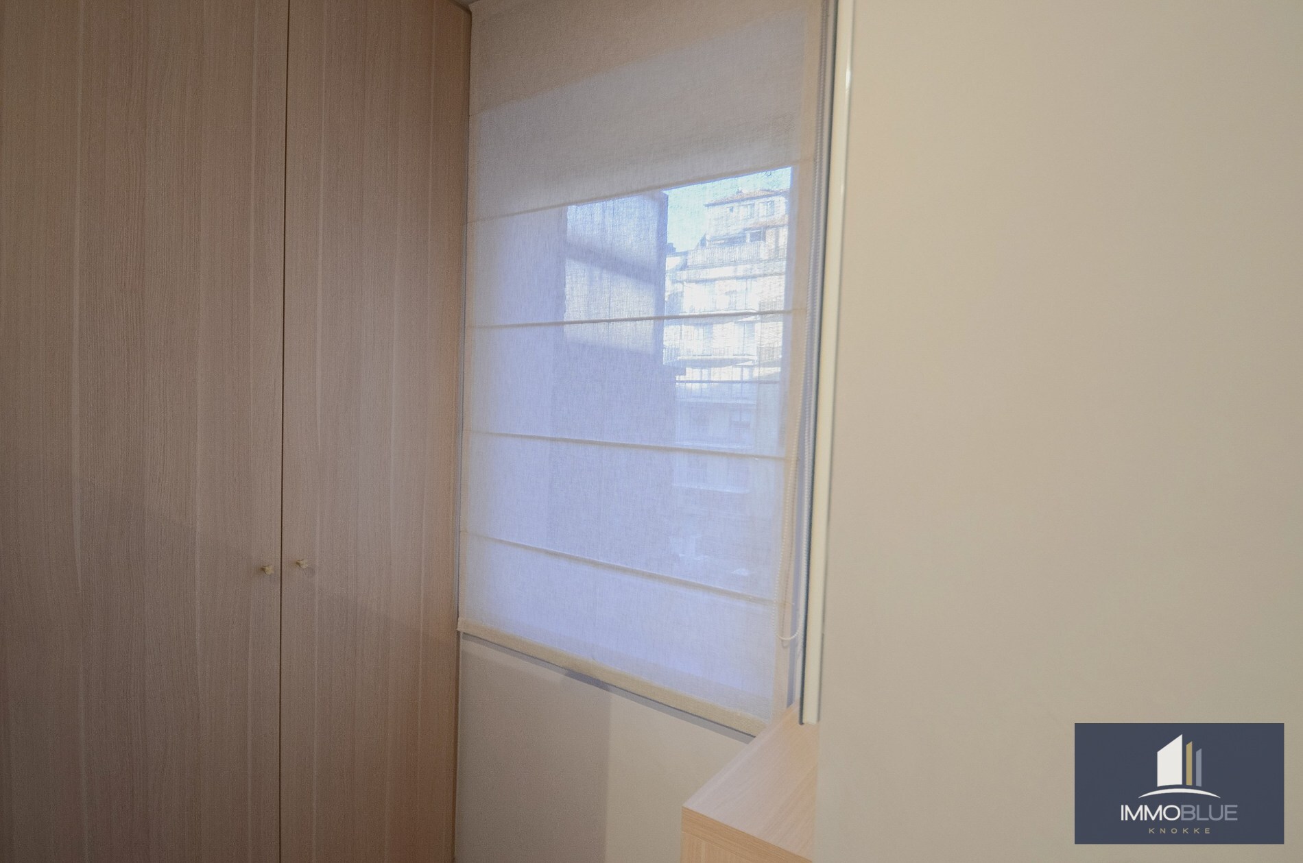 Stijlvol volledig gerenoveerd appartement  op wandelafstand van de zee én het commercieel centrum. 