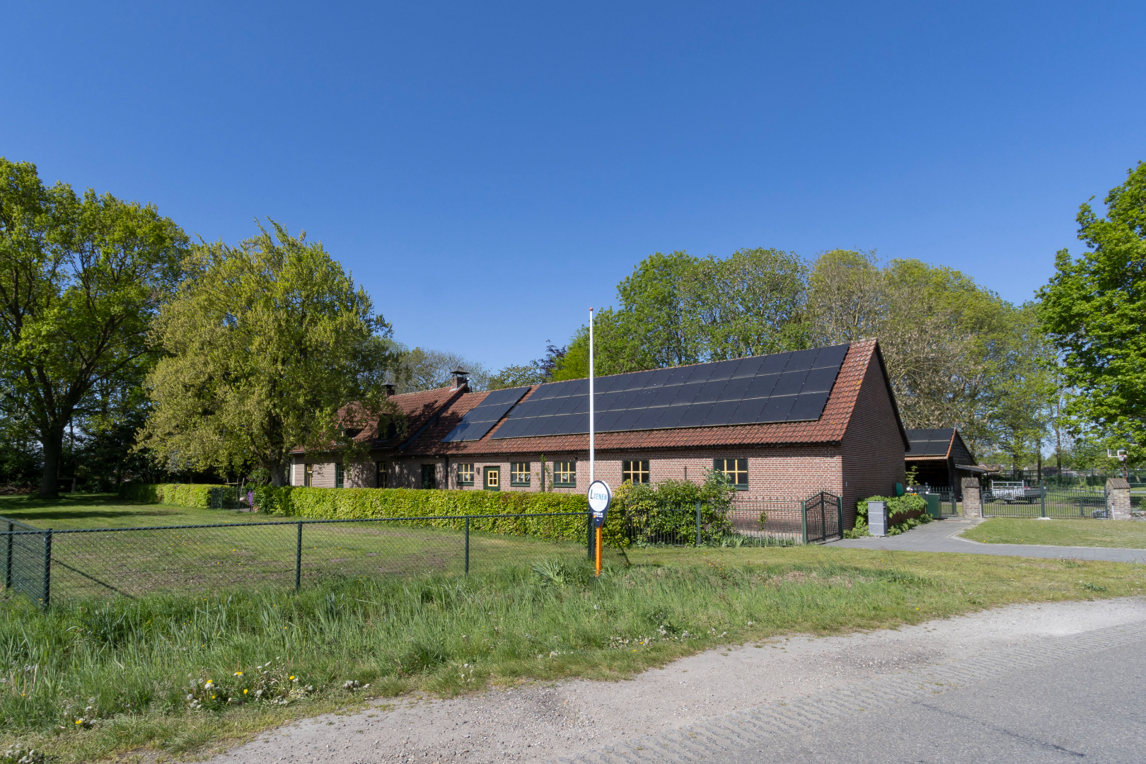 Woonboerderij te koop in Weert