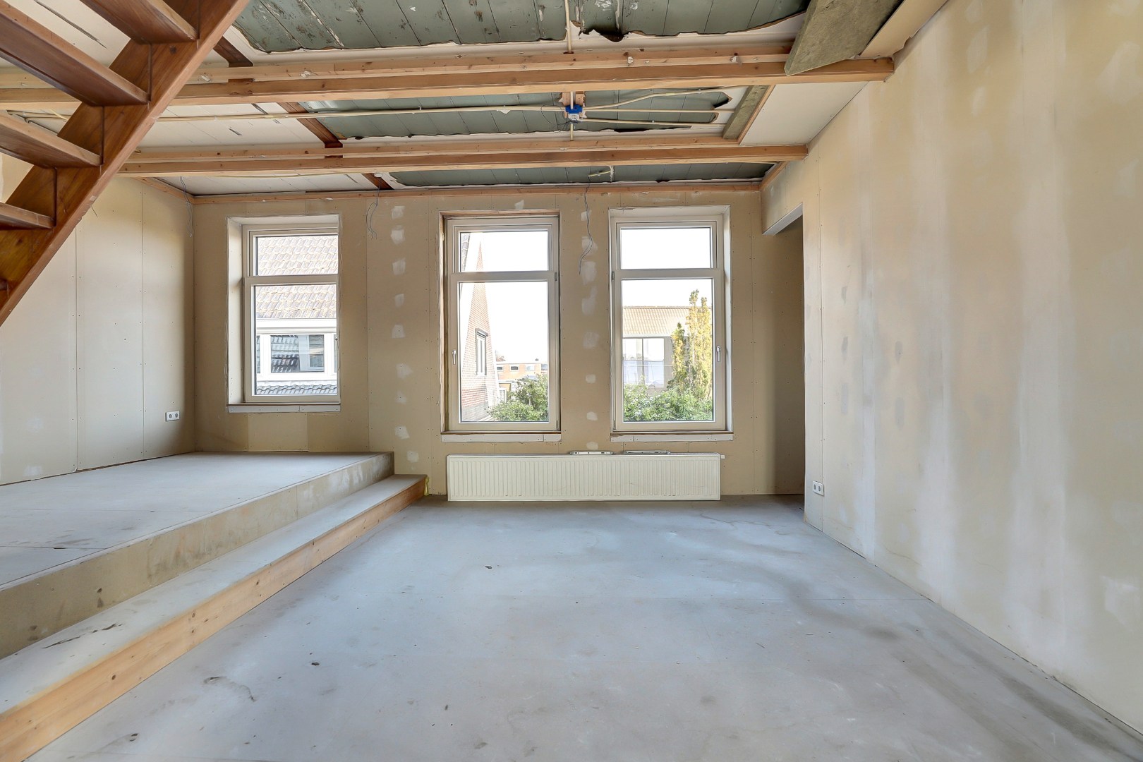 Drive-in woning te koop in Berltsum