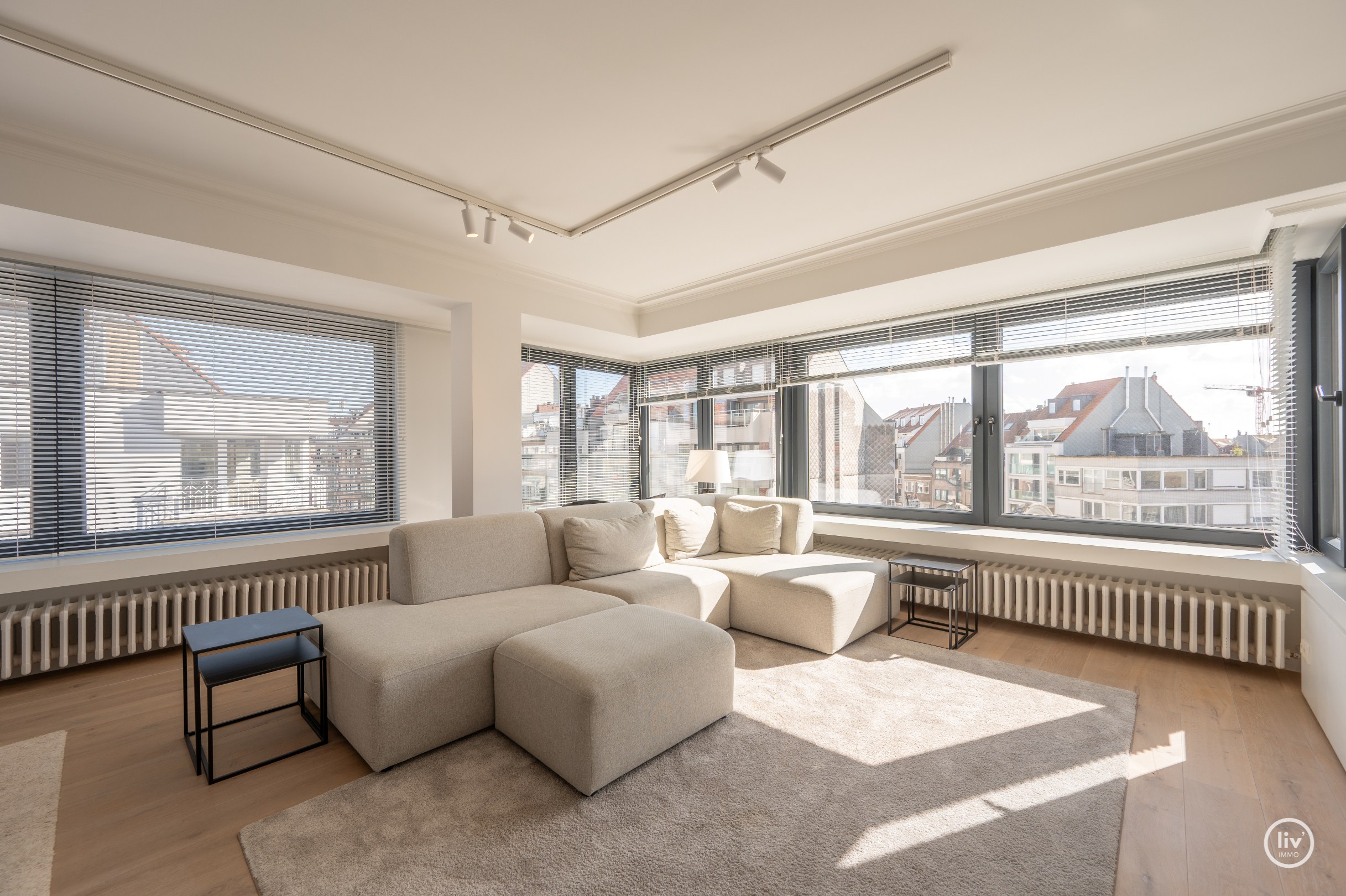 Volledig afgewerkt Hoekappartement + studio centraal gelegen in Knokke 