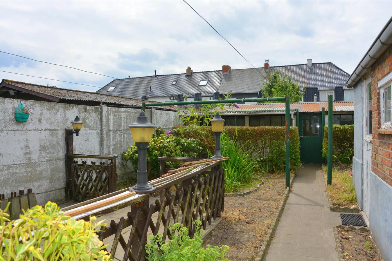 Ruime te renoveren woning 