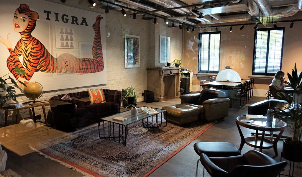 Full service kantoren in mooi gerenoveerd herenhuis in Gent