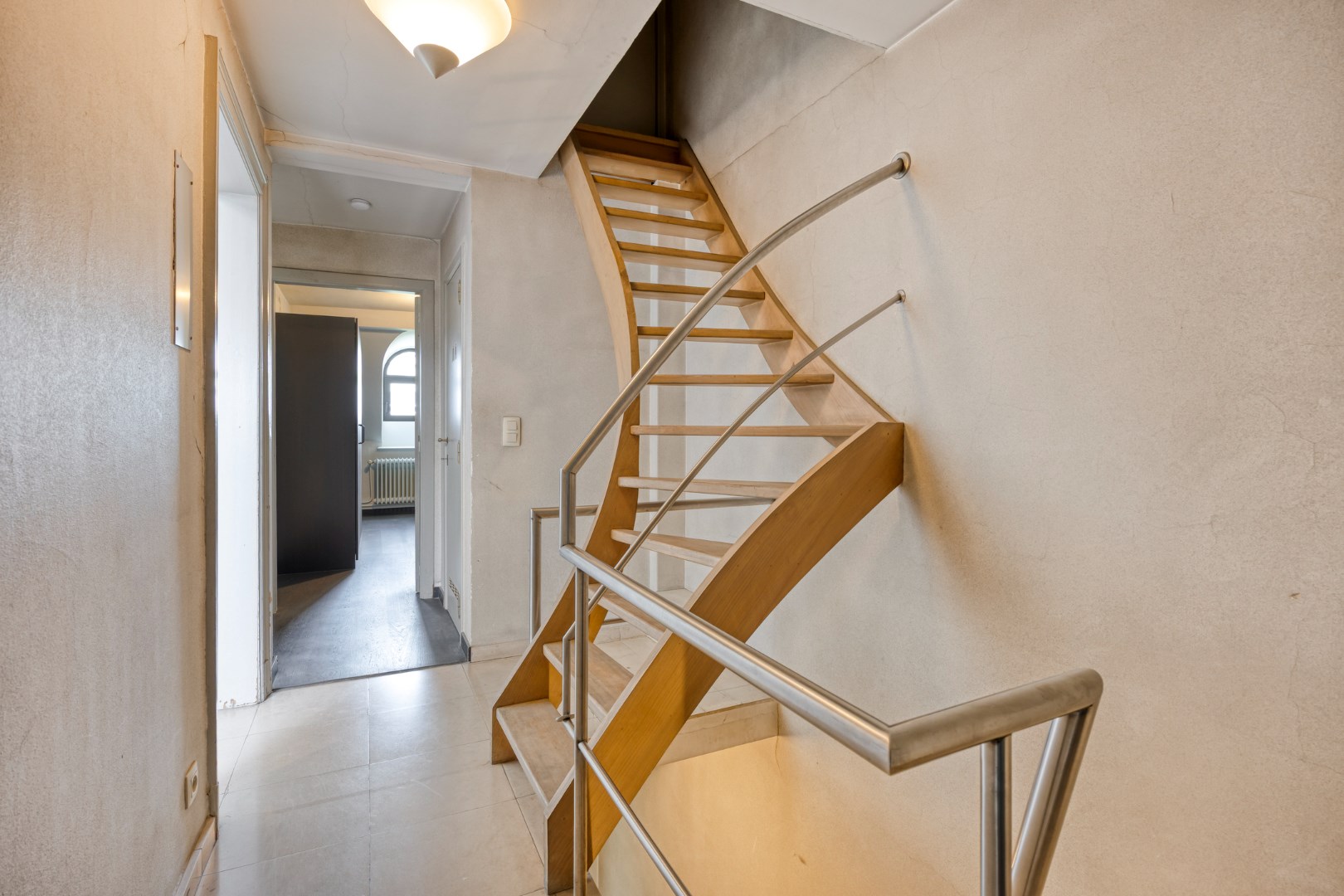 Prachtig herenhuis op de Tiensevest met mogelijkheid tot praktijkruimte - bewoonbare opp. 555 m² 