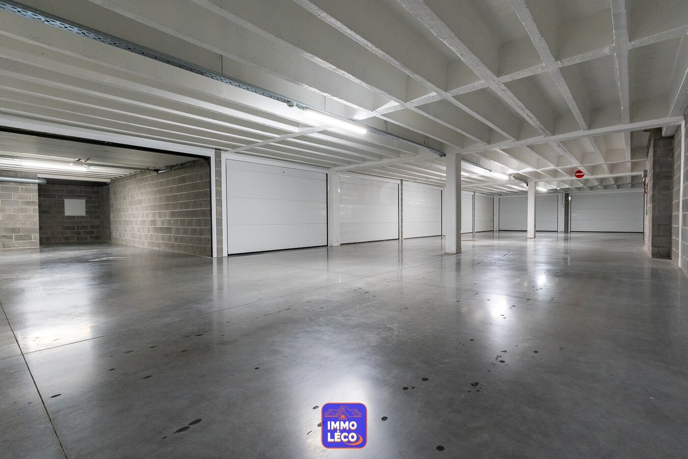 Garage 24 : Garage individuel sécurisé de 26,83m² 