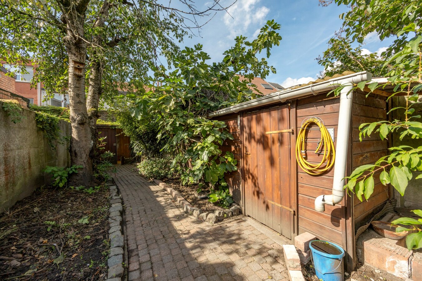 Charmante woning met tuin en garage te Hemiksem! 
