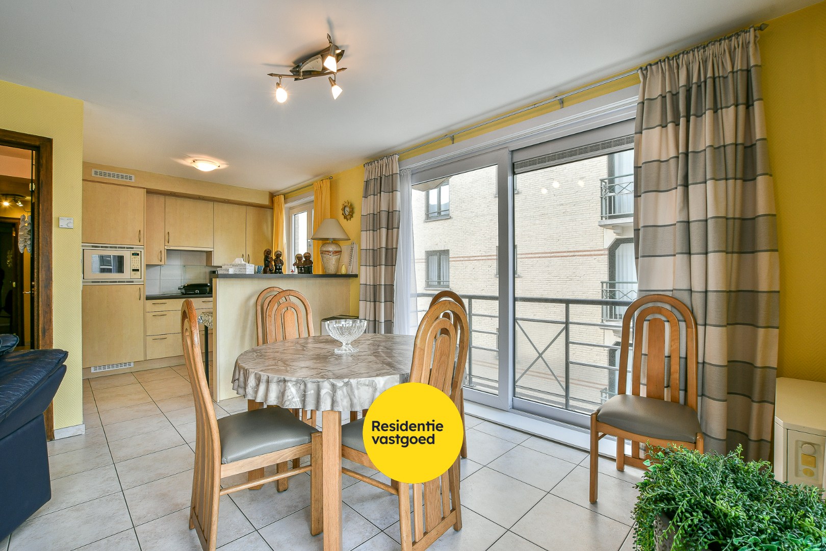 Appartement met 2 slaapkamers op wandelafstand van strand en zee te Wenduine 