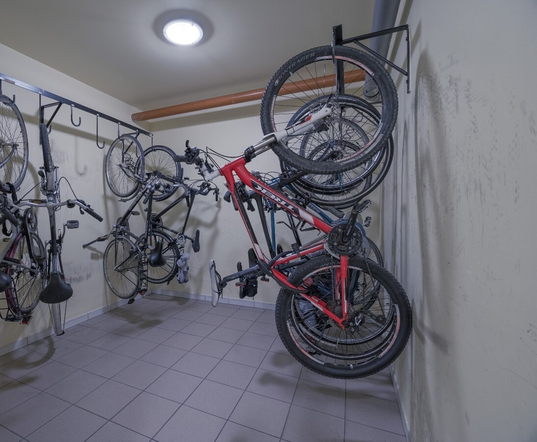 Uitzonderlijk hoekappartement met zijdelings zeezicht 