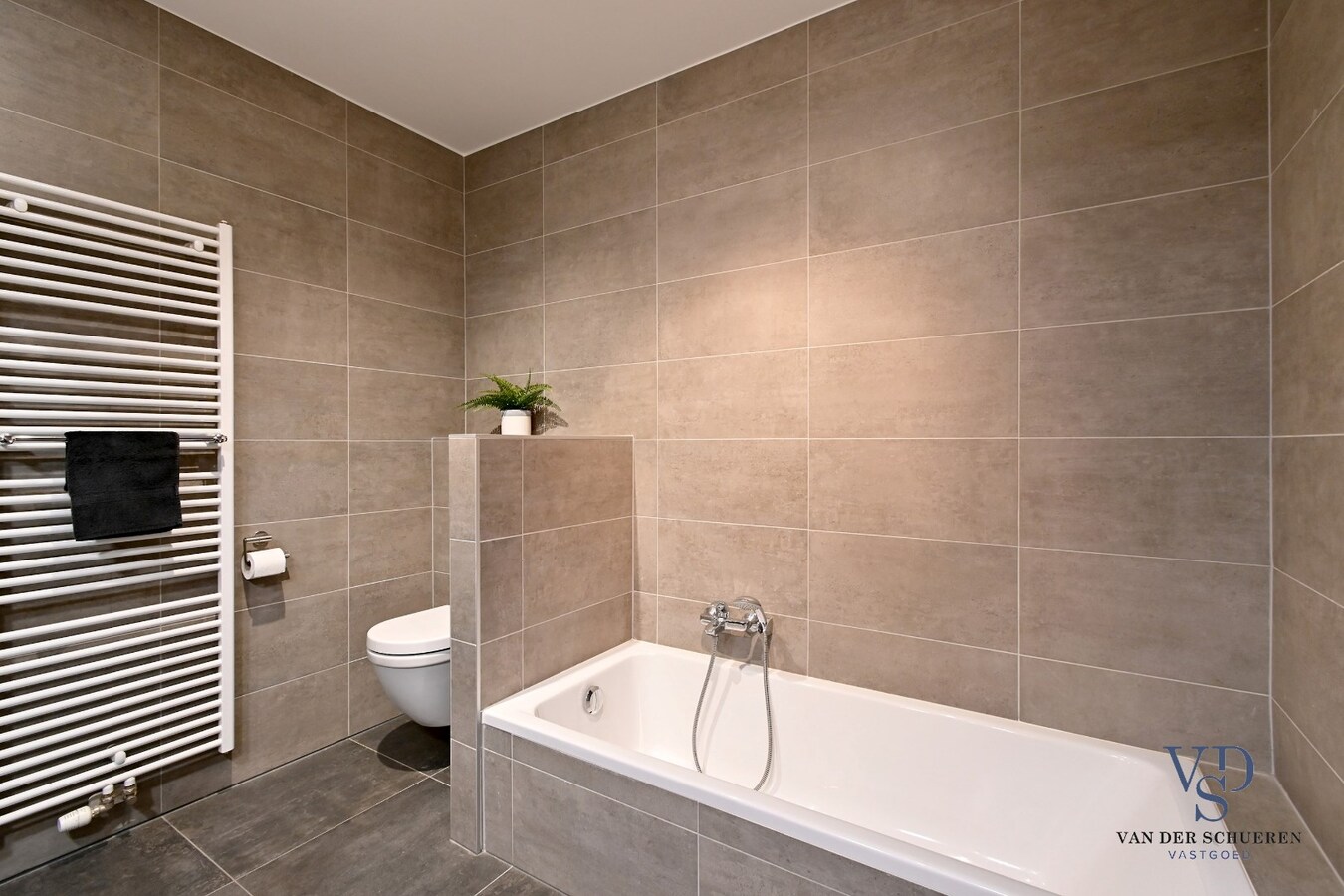 Luxueus, tijdloos wonen in Dikkelvenne. 