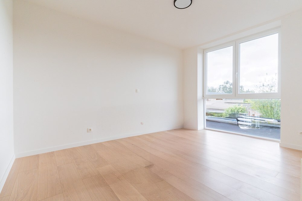 Appartement fraîchement rénové deux chambres 