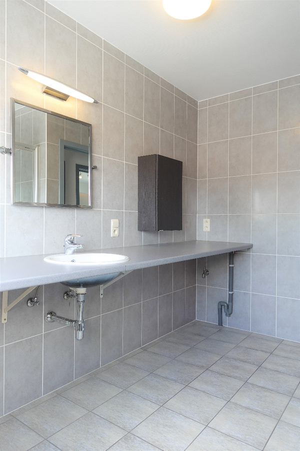 Ruim dakappartement in het centrum van Gistel 