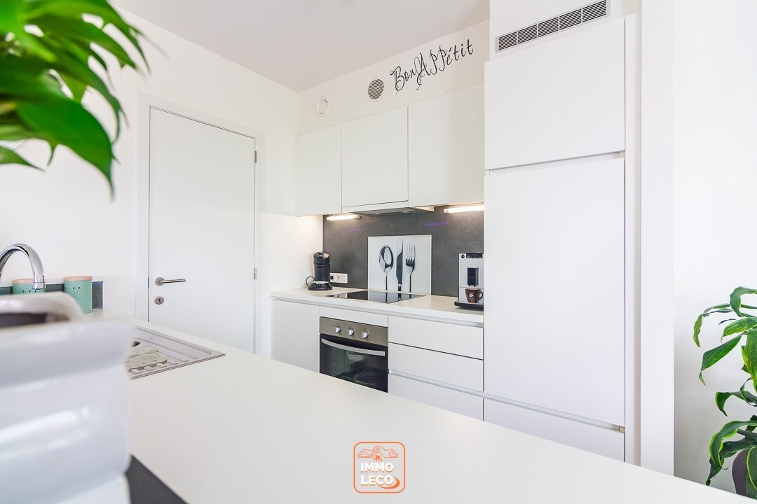 Appartement moderne avec terrasse et parking privé, en face du parc de Mouscron ! 