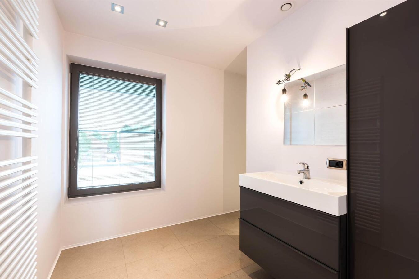 Exclusieve, riante villa op perceel van 3118 m² 