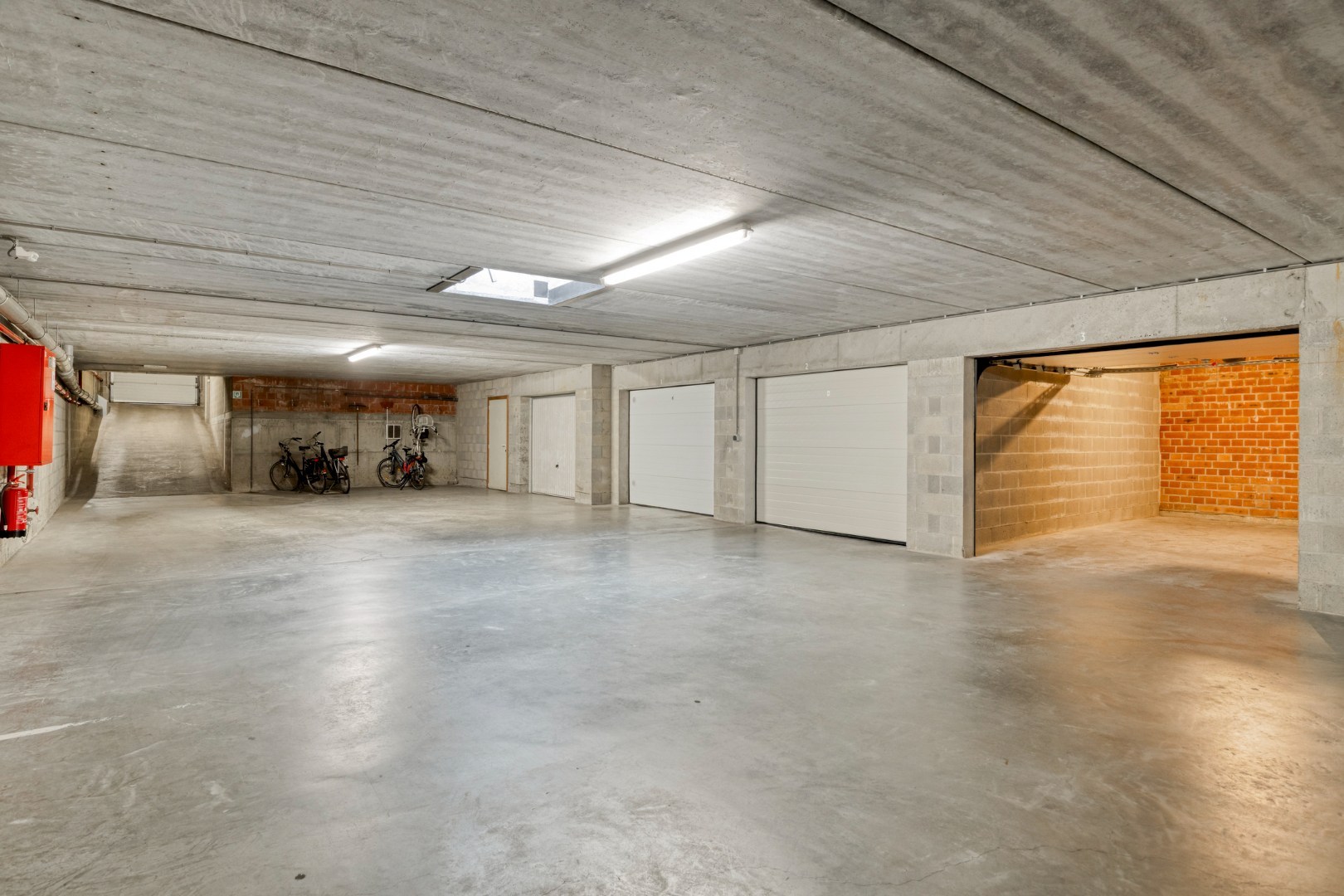 Appartement met 2 slaapkamers, ruim terras en garagebox in Leuven! – EPC 92 kWh/m² – bewoonbare opp. 94m² 