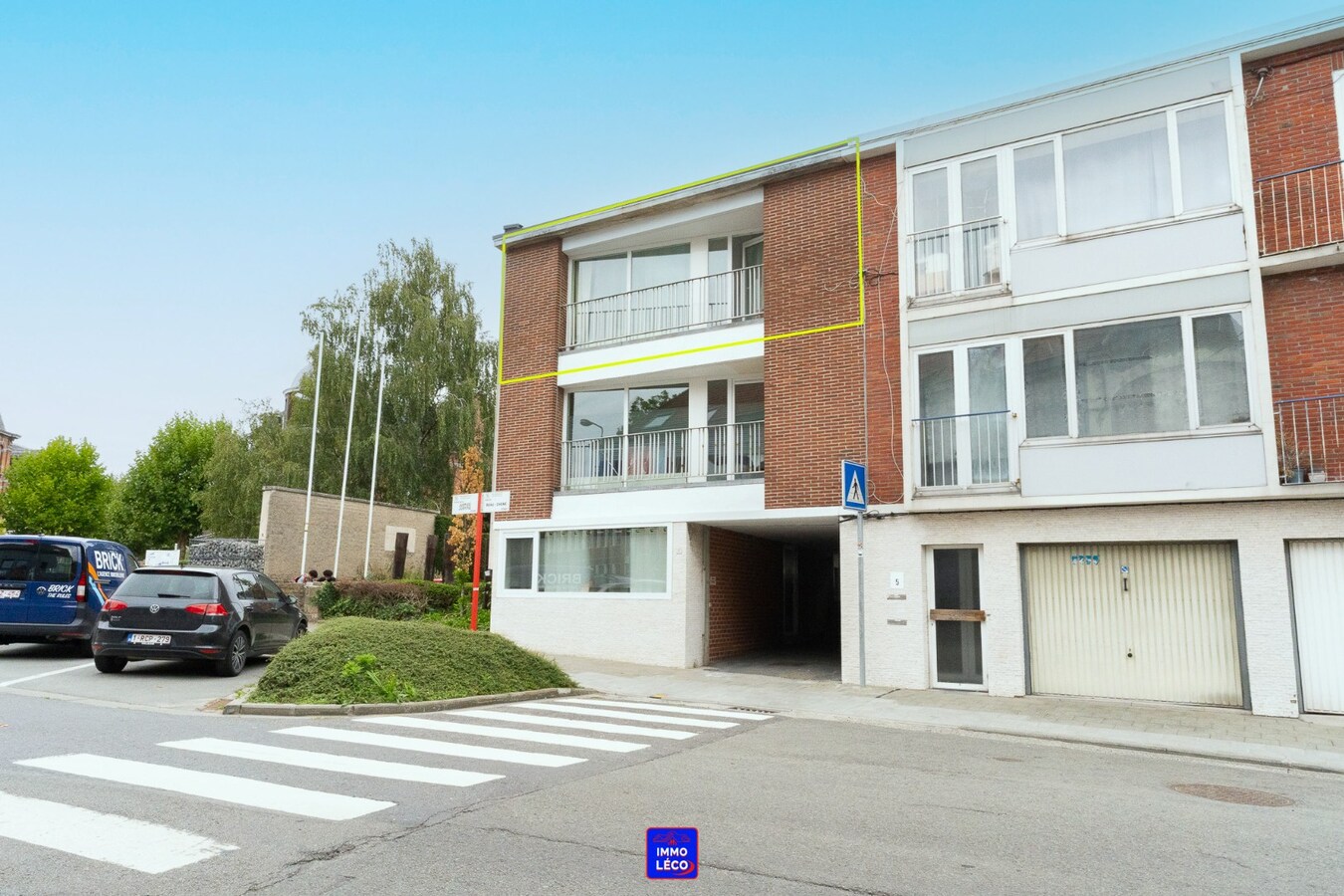 Appartement fraîchement rénové avec garage, à quelques pas de la Gare ! 