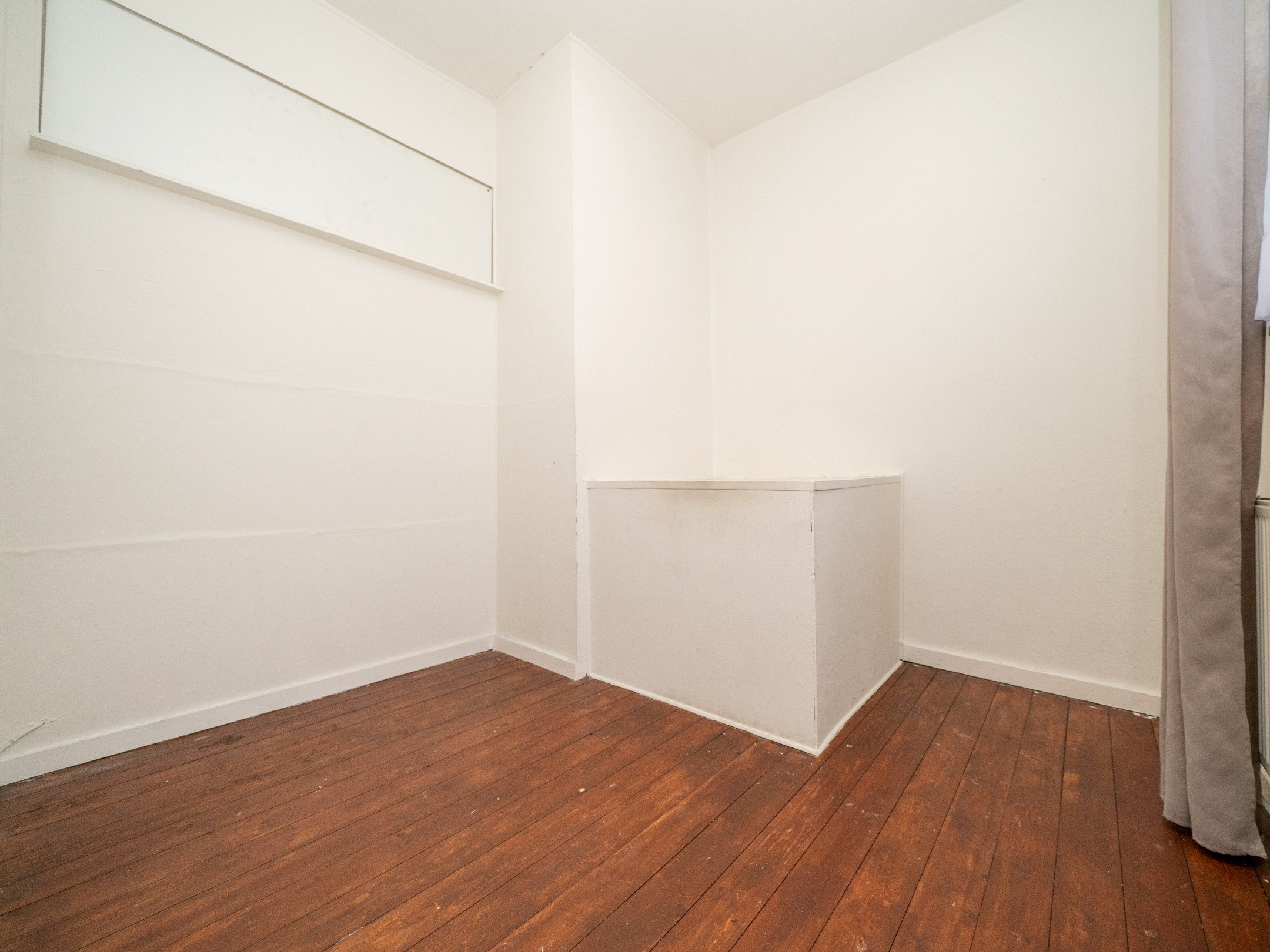 Opbrengstwoning met 3 units op zeer gunstige locatie 