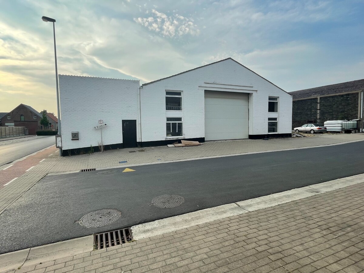 Verkocht hangar (loods) - Kortemark