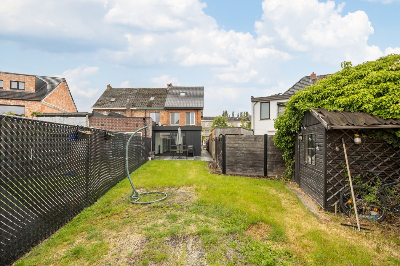 Instapklare HOB met 4 slpk en tuin te Willebroek! 