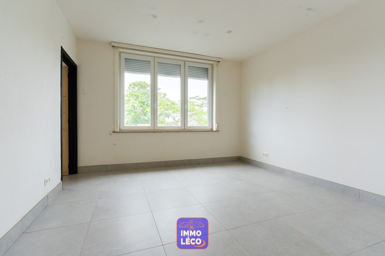 Appartement rénové en 2024 avec parking, dans une rue calme appréciée ! 