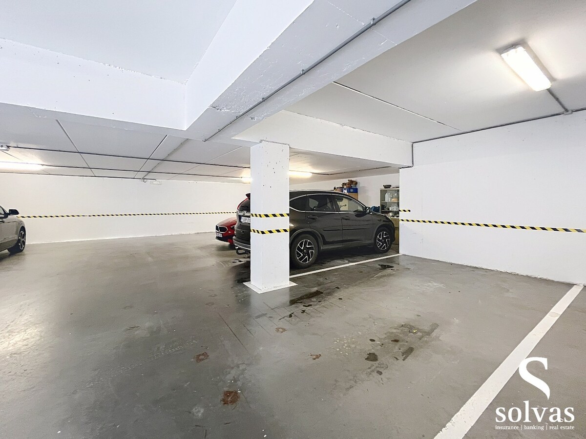 Ruim prachtig appartement met terras, garage en 2 slaapkamers &amp; dressing in Aalter - 125.00m² bewoonbare oppervlakte 