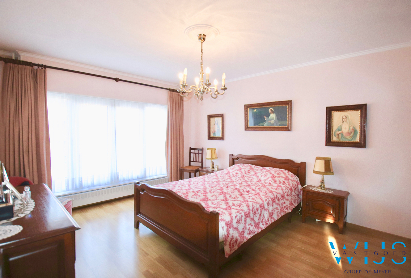 Toffe ruime gezinswoning vlakbij centrum EVERGEM! 