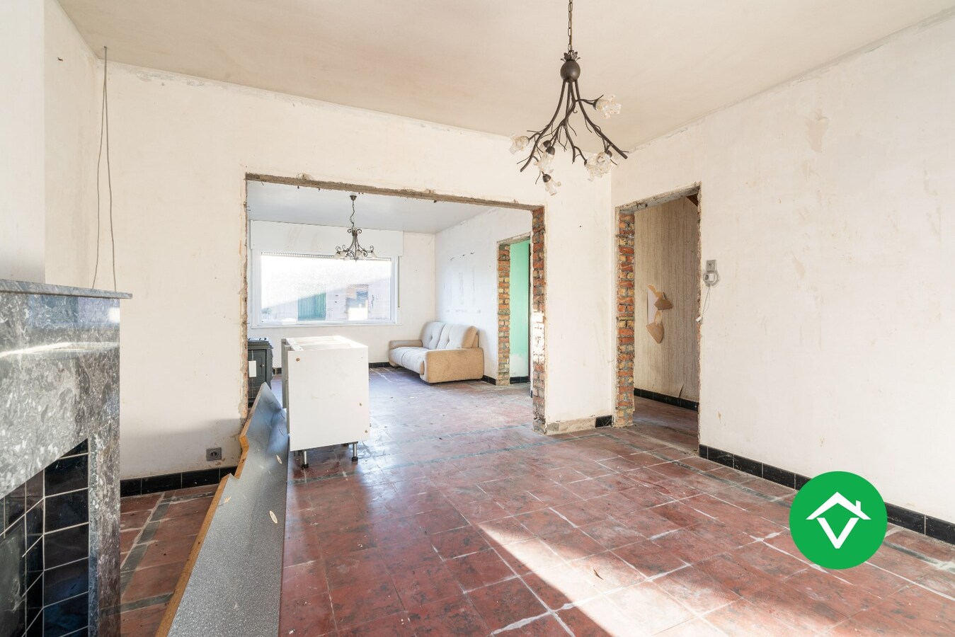 Authentieke hofstede in een landelijke omgeving te Koekelare 