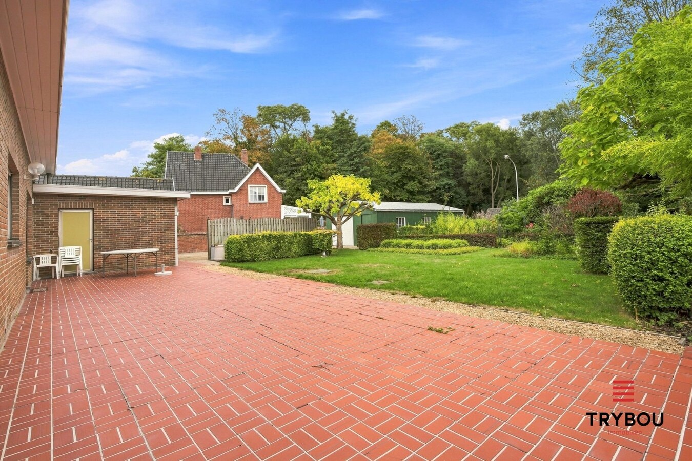 Ruime alleenstaande villa op een royaal perceel van 1265m² 