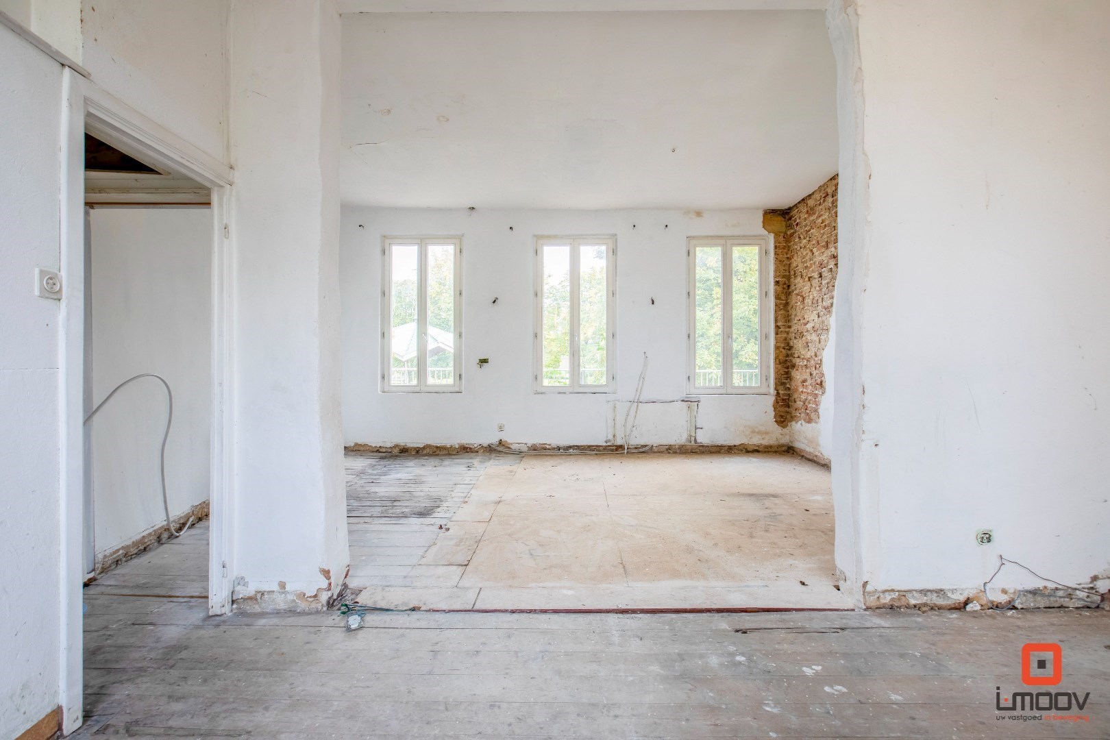 Te renoveren stadswoning met tuin op toplocatie! 