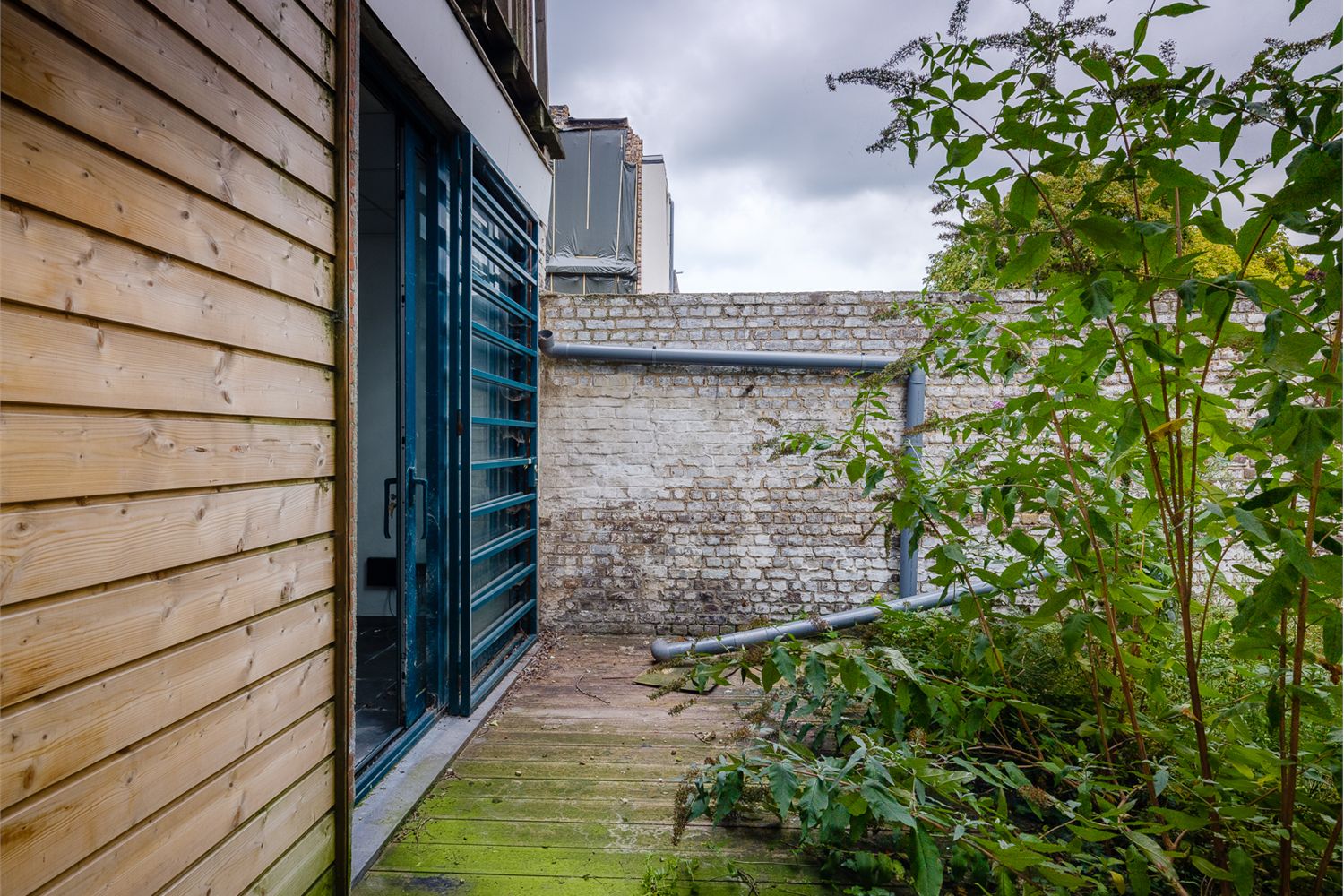 Opbrengsteigendom gelegen te Rooigemlaan! 