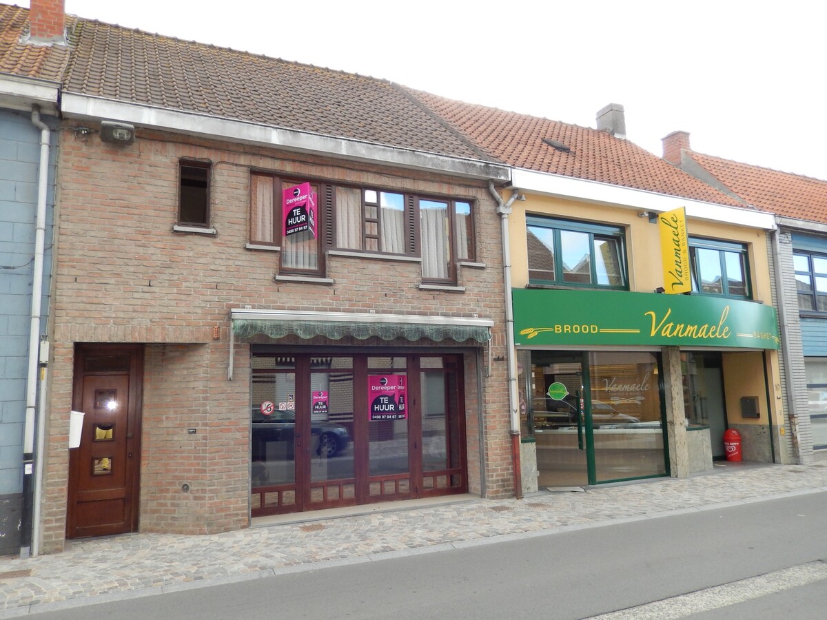 Handelspand/ kantoorruimte te Leffinge 