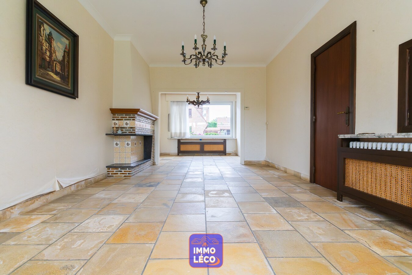 Maison avec jardin située dans une rue prisée ! Excellent potentiel ! 