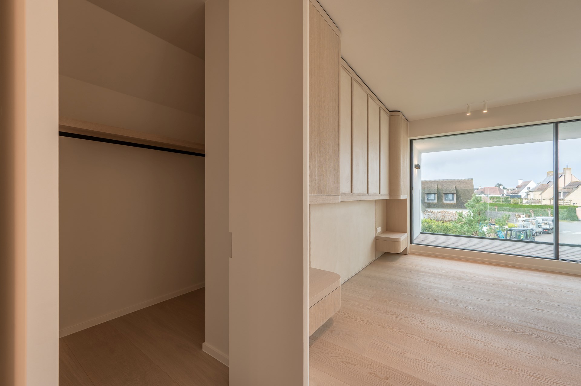 Luxueuze volledig afgewerkte nieuwbouwvilla gelegen aan de rand van het Zoute. 