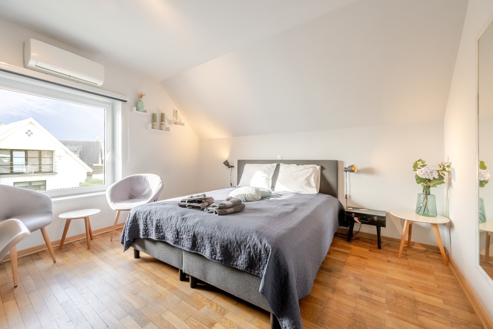 Energiezuinige villa met exclusieve wellness en polyvalent bijgebouw in Oostende 