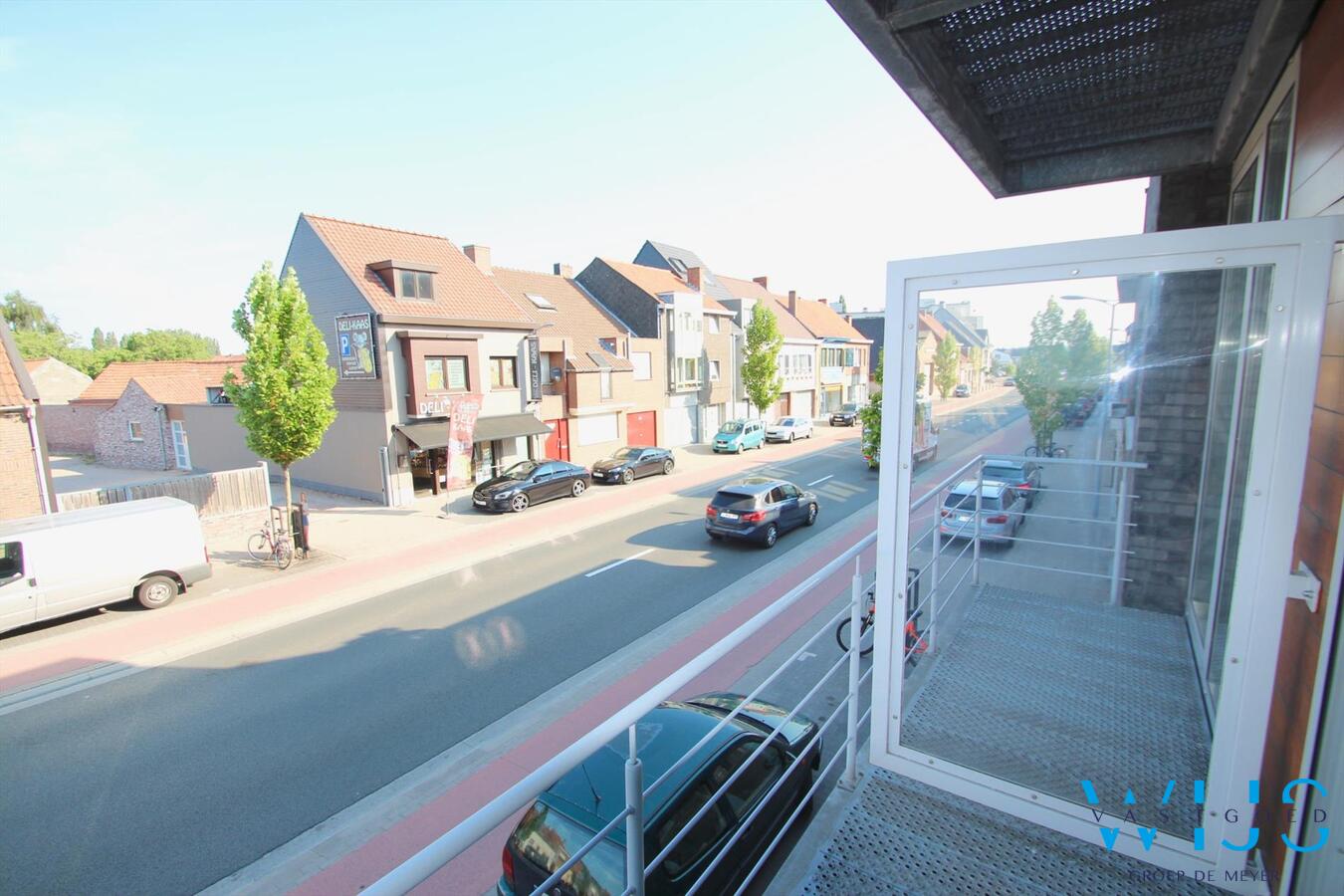 Tof 2 slaapkamerappartement met 2 terrassen te Eeklo! 