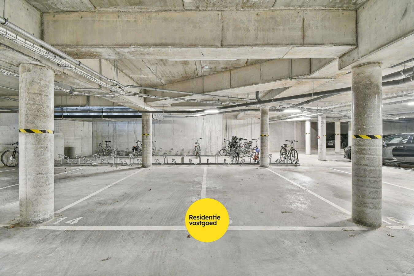 Te koop parkeerplaats - Gistel