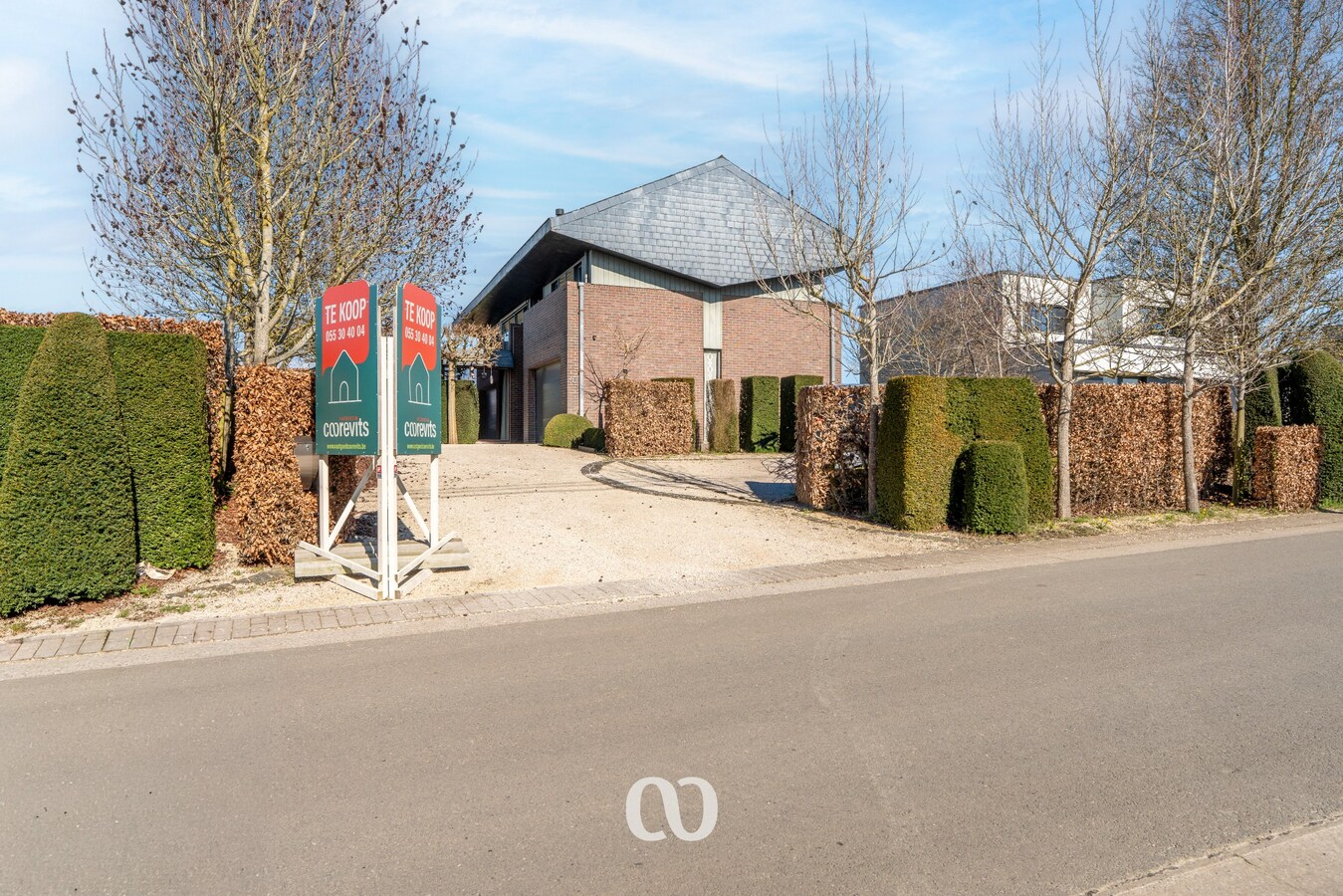 Bijzondere architectenwoning in groene en rustige omgeving 