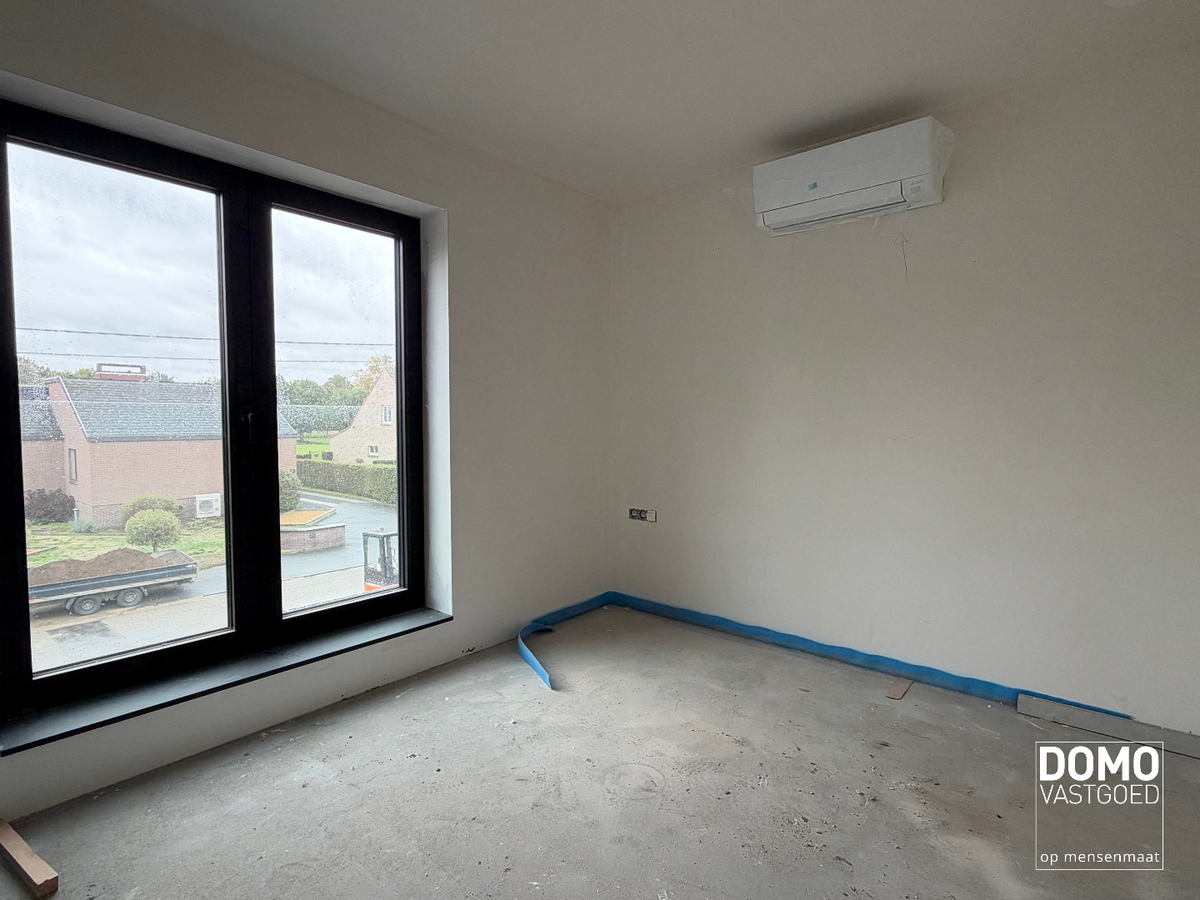 EXCLUSIEVE ENERGIEARME NIEUWBOUWWONINGEN MET 4 SLAAPKAMERS, TUIN &amp; CARPORT IN HARTJE KERMT (HASSELT) 