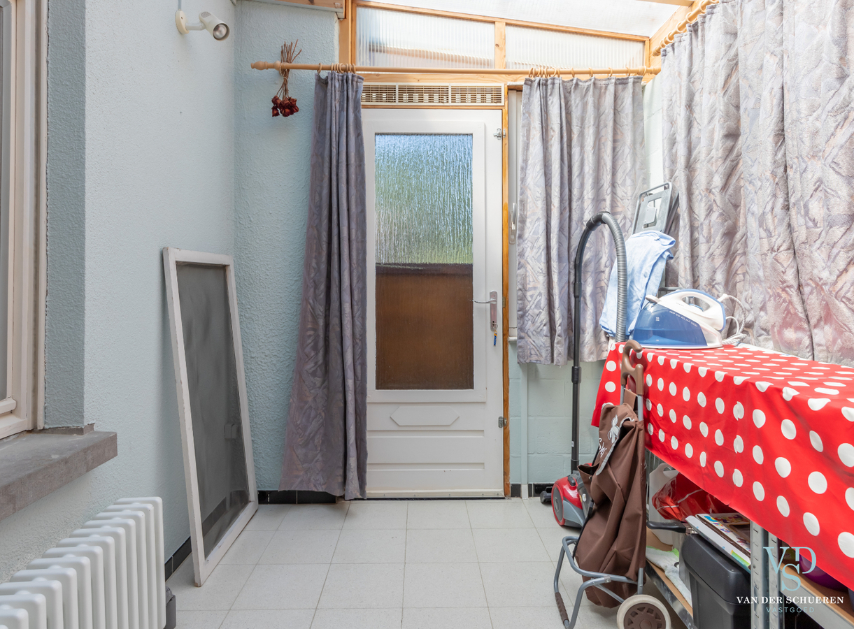 Gelijkgrondse woning op bijna 500 m² in centrum Gavere ! 